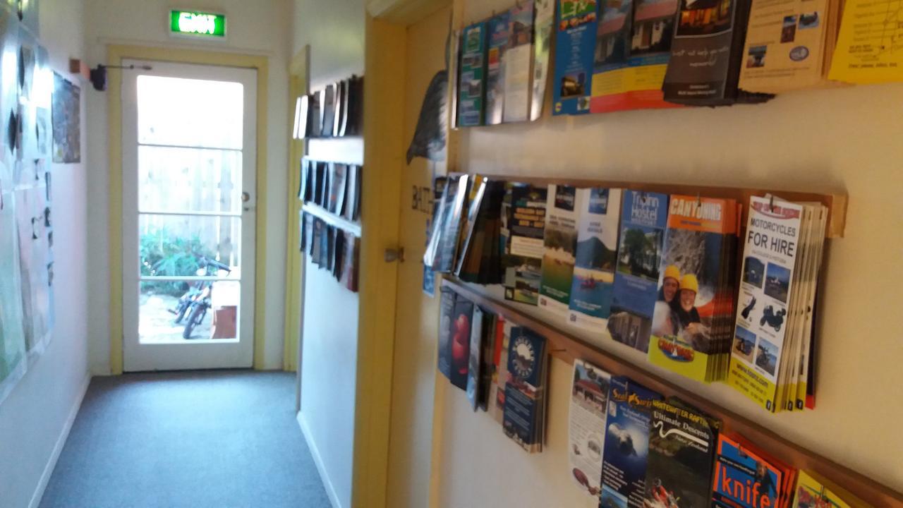 Annies Nirvana Lodge Backpackers 塔卡卡 外观 照片